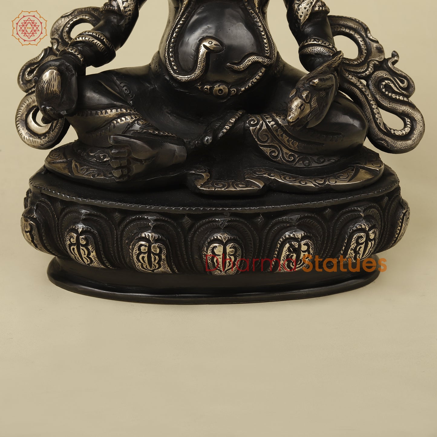 Brass Kuber Idol, Black Patina with Golden Finish, 12"