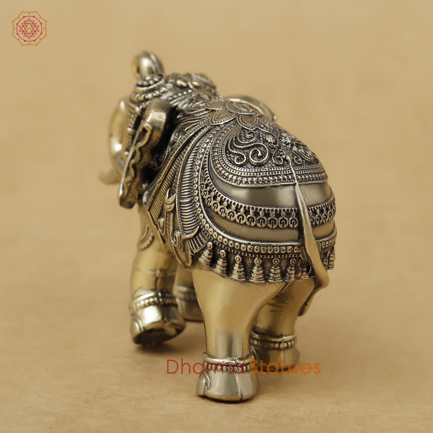 Brass Elephant Fine, 2.5"