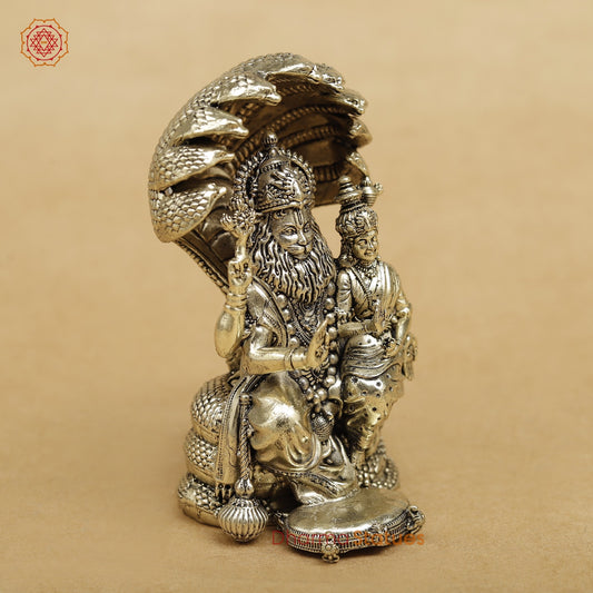 Brass Narsimha Lakshmi fine 4”