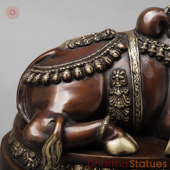 Brass Nandi Seated Fine, Rich Brown Finish 22”