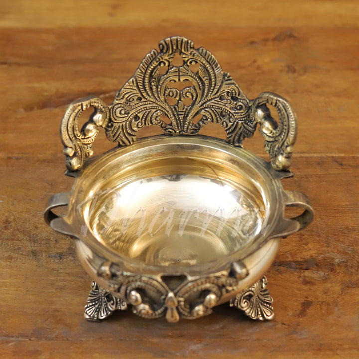 Brass Urli, Fine Golden Finish 6.5"