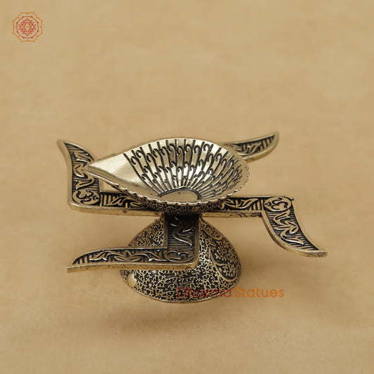 Brass Swastik Diya Fine, 1.5"