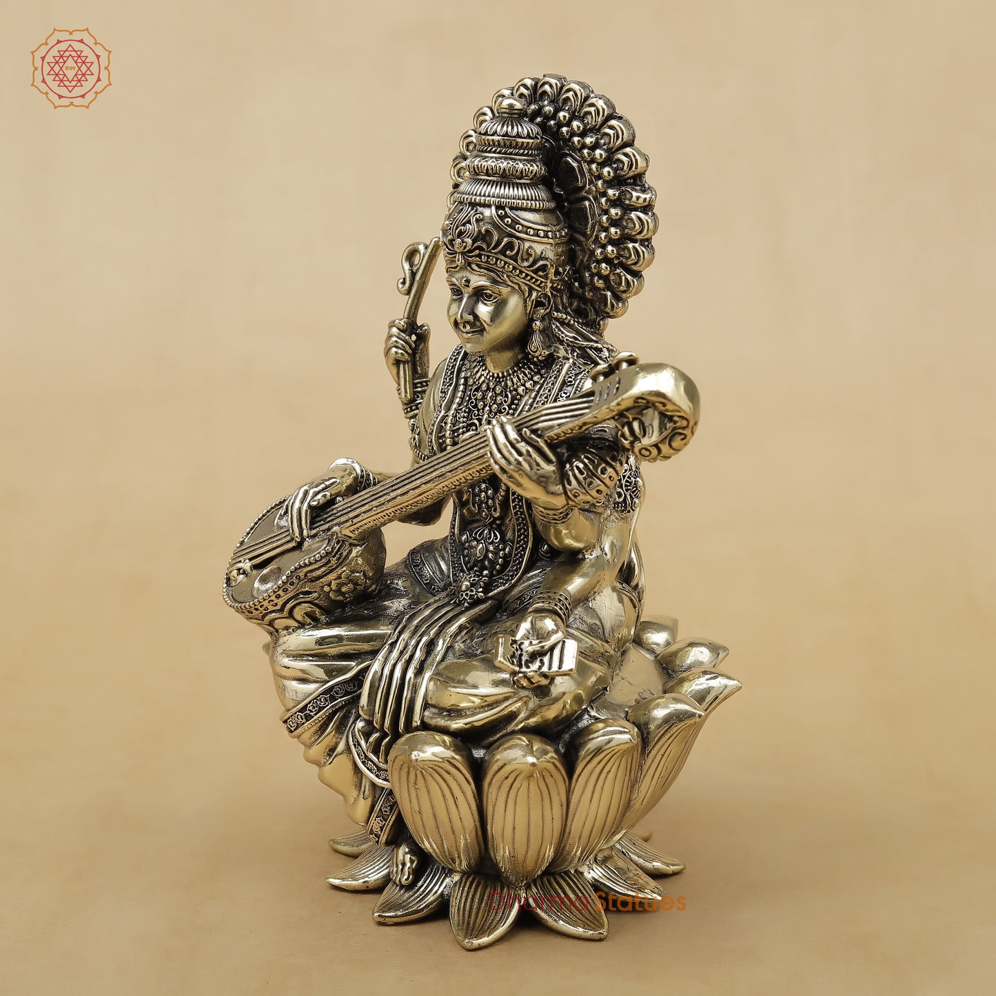 Brass Saraswati Fine, 7.5"