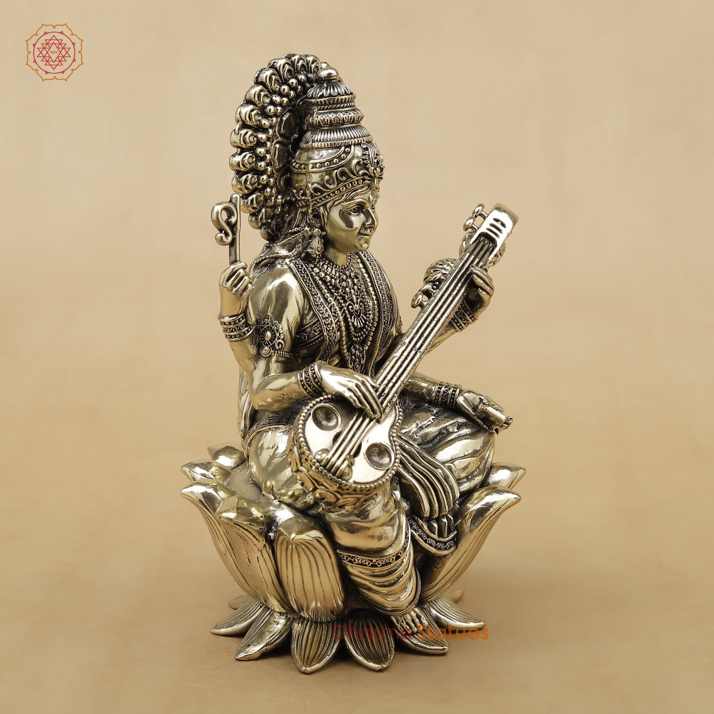 Brass Saraswati Fine, 7.5"