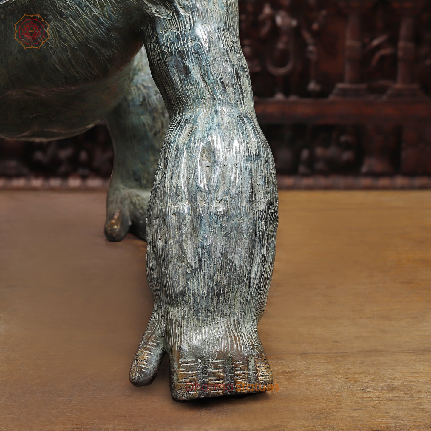 Brass Gorilla, Grey Finish, 24"