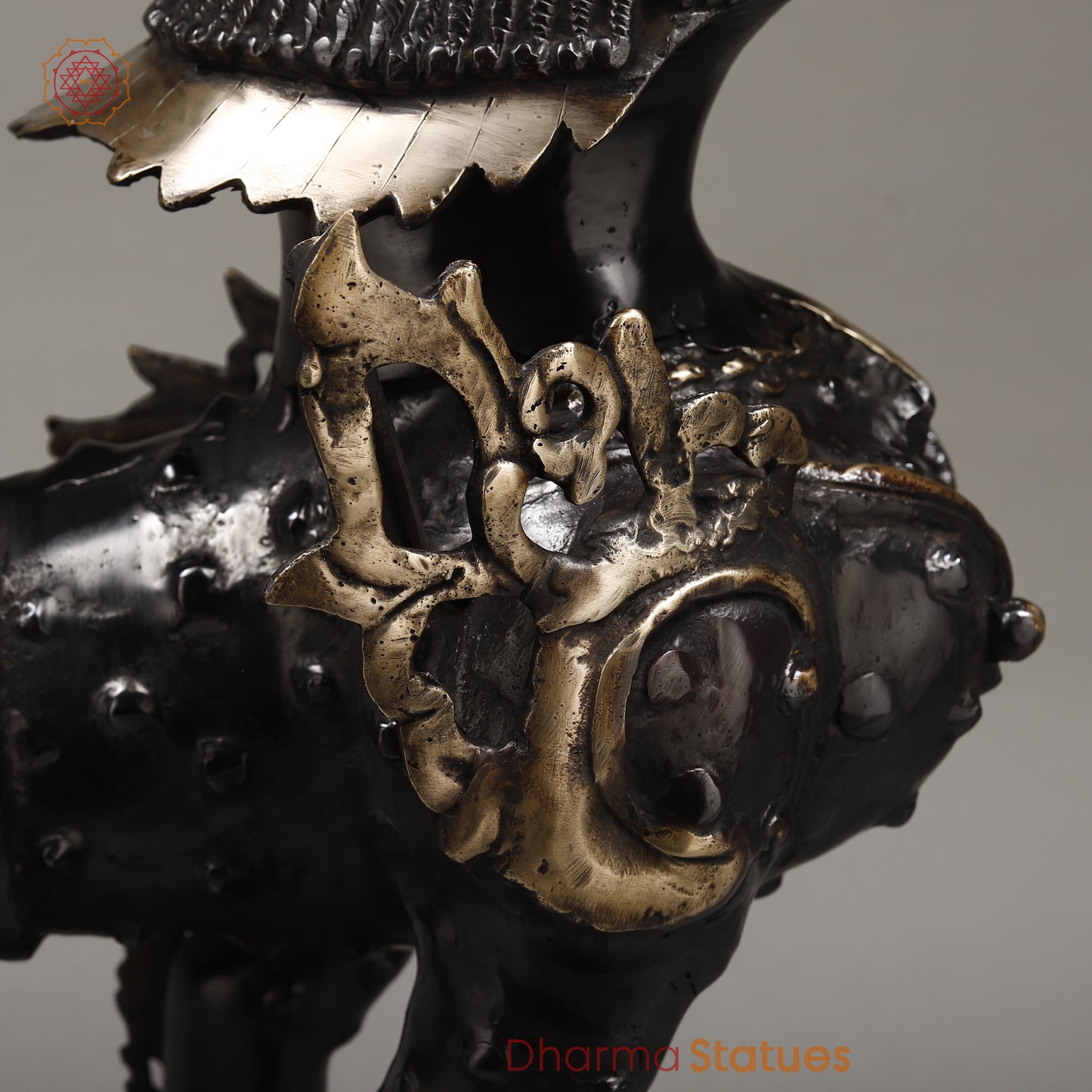 Brass Nepali Lion, Black Patina & Golden Finish, 22"