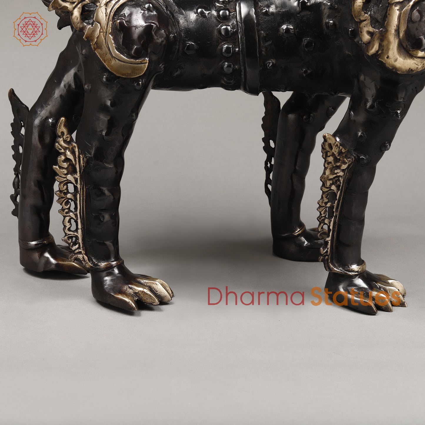 Brass Nepali Lion, Black Patina & Golden Finish, 22"