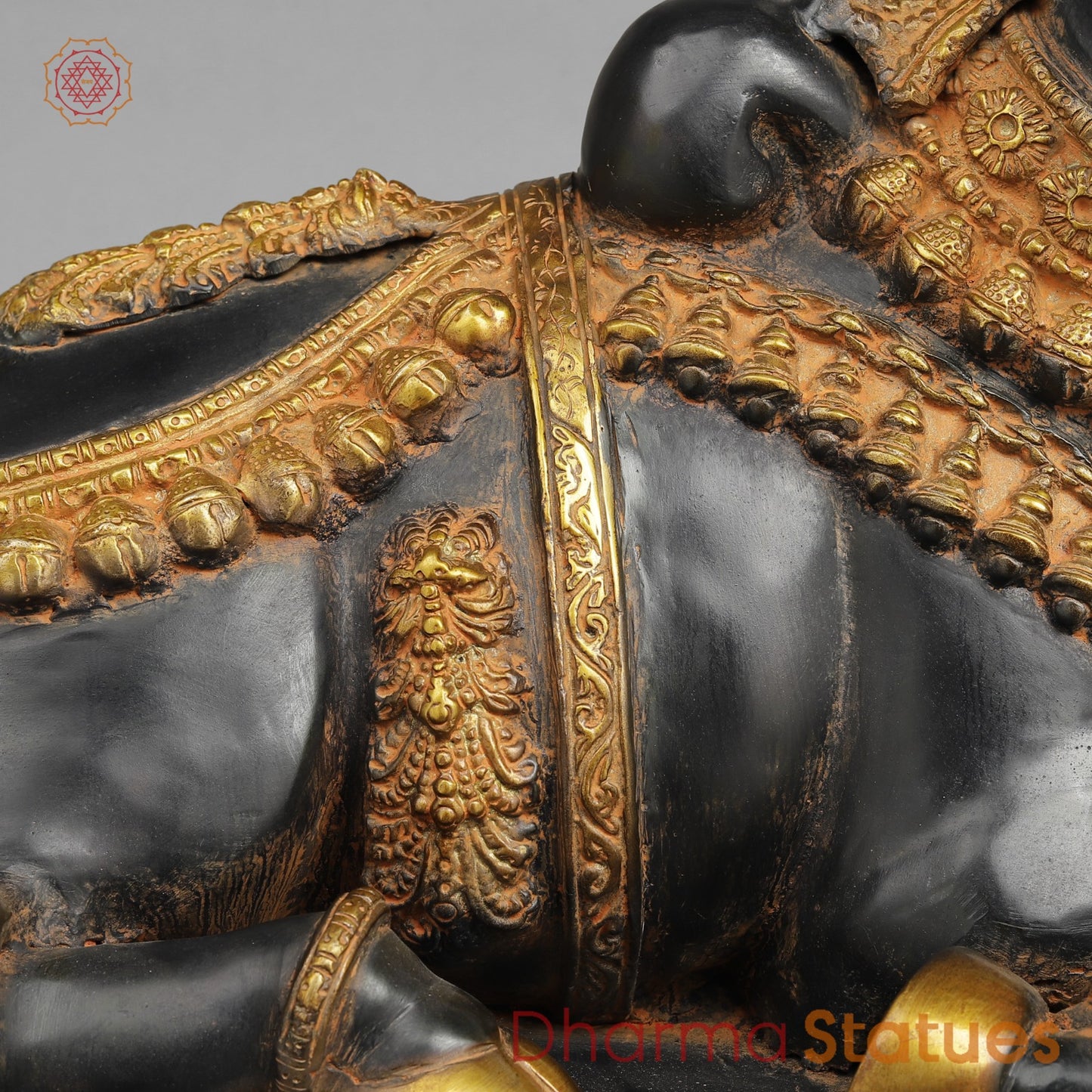 Brass Nandi seated, Deep Black and Gold finish 16.5”