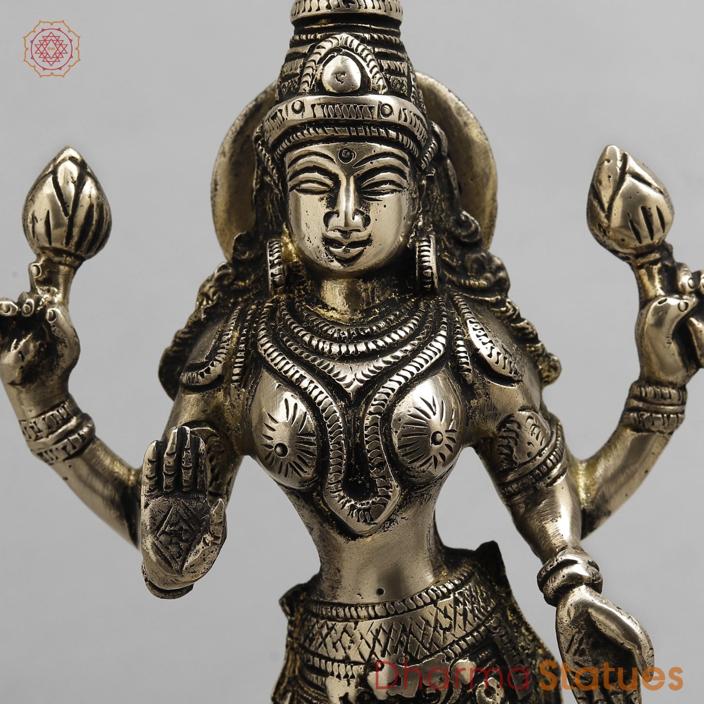 Brass Lashmi standing , Smooth finish 10”