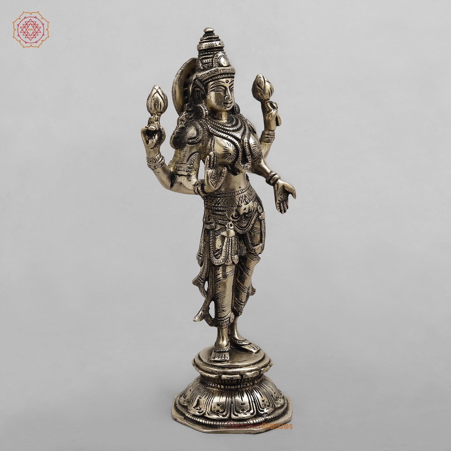Brass Lashmi standing , Smooth finish 10”