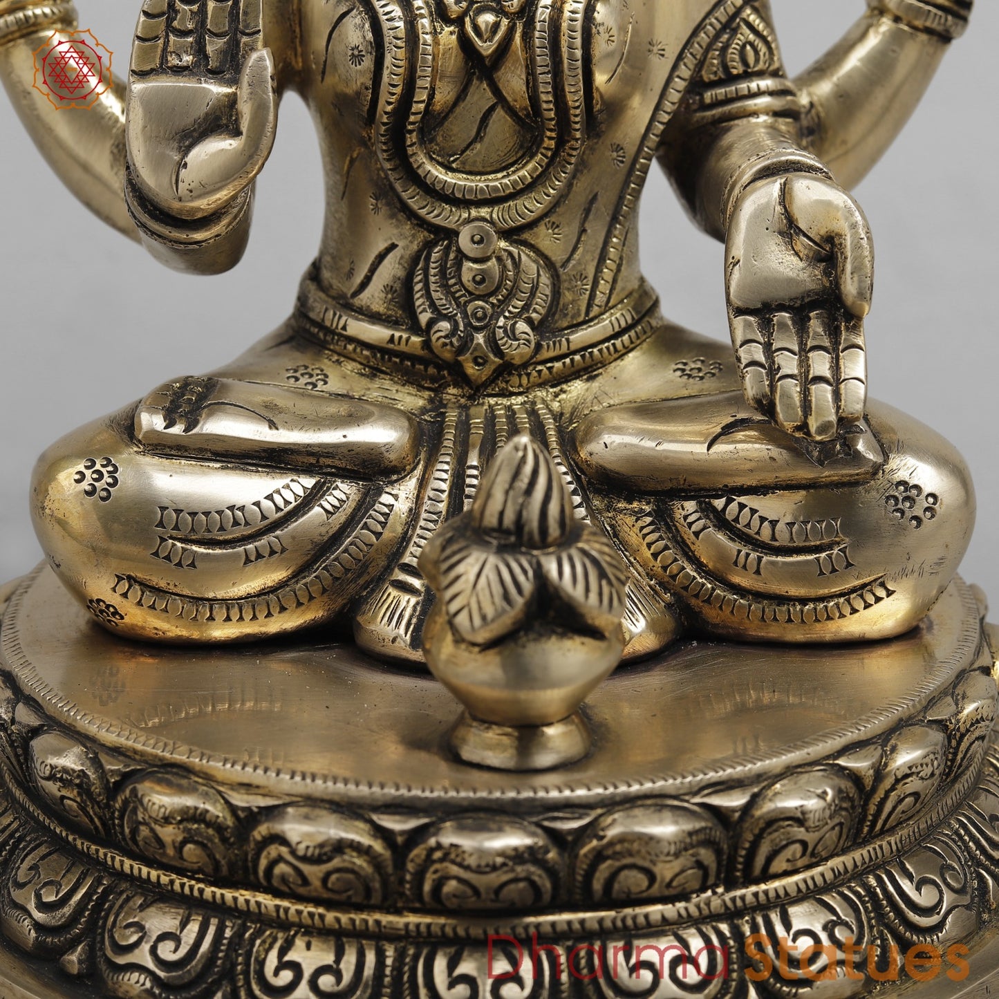 Brass Laxmi Seated Fine, Smooth finish 10”
