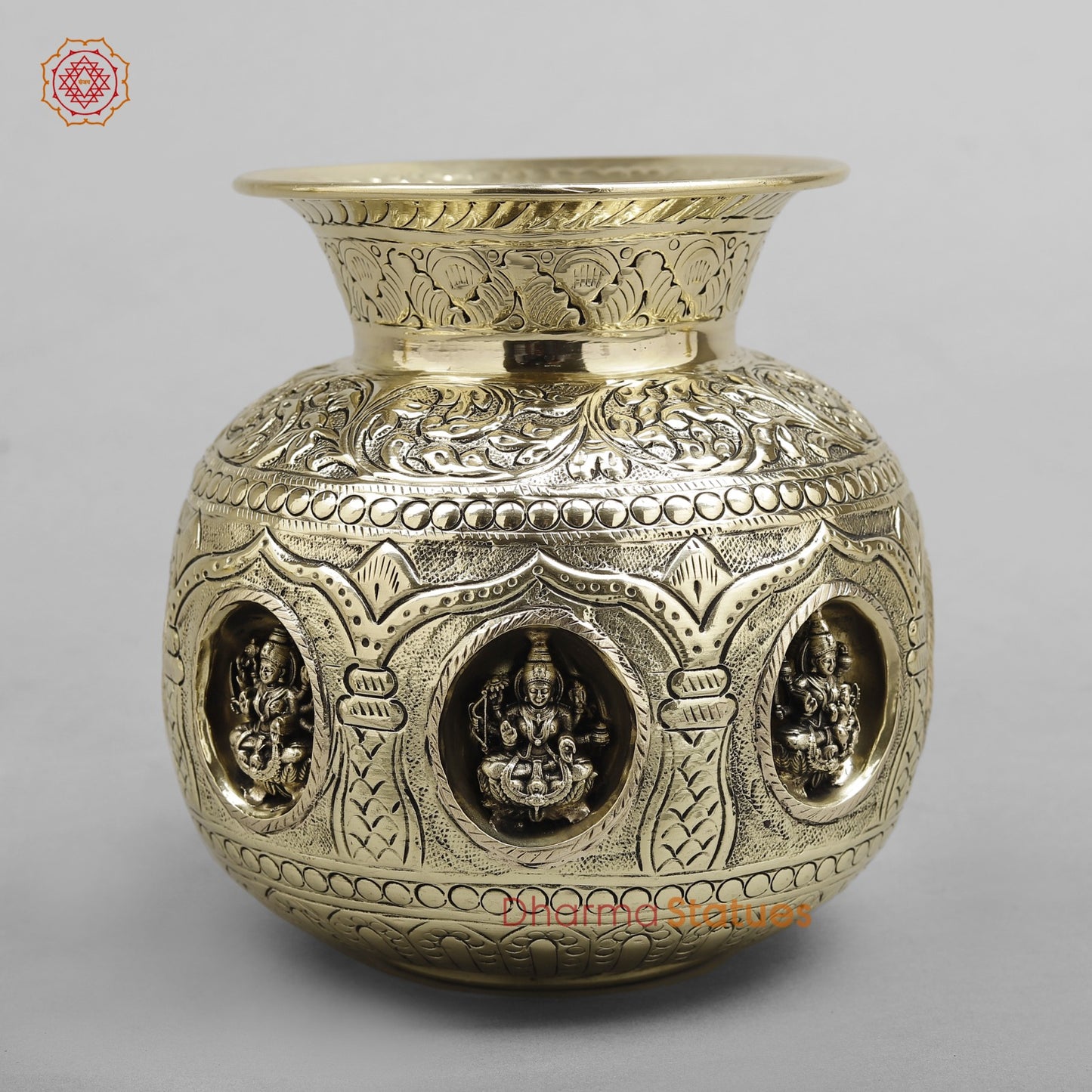 Brass Auspicious fine Ashtlakshmi Kalash 7”
