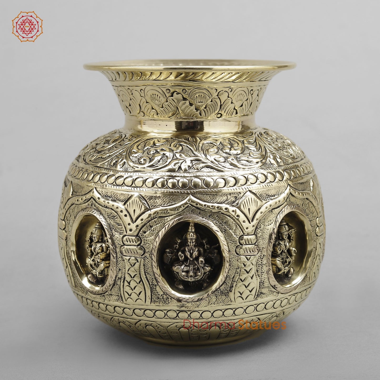 Brass Auspicious fine Ashtlakshmi Kalash 7”