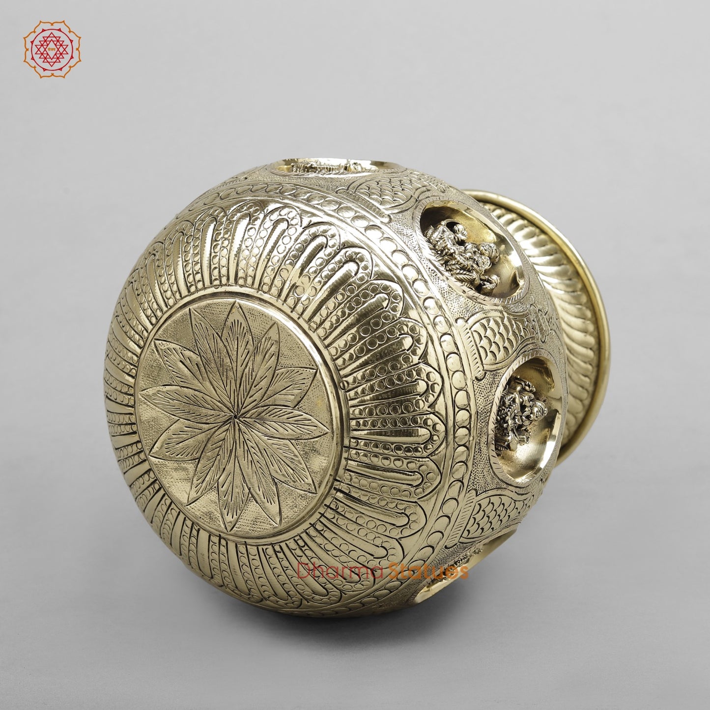 Brass Auspicious fine Ashtlakshmi Kalash 8”