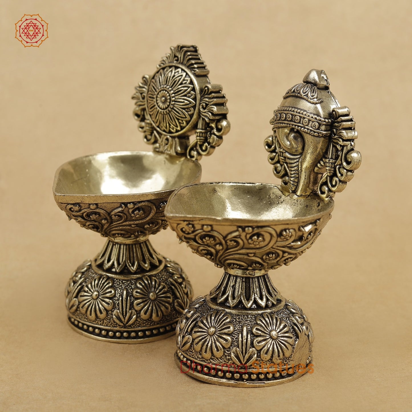 Brass Shankh Chakra Diya 4”