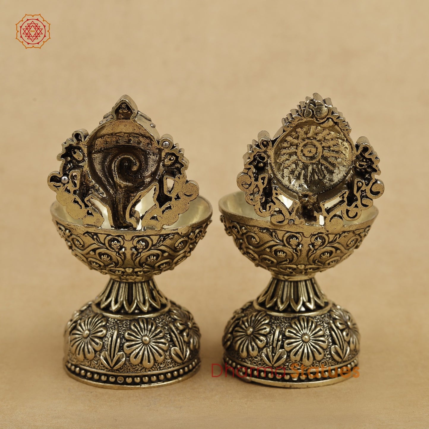 Brass Shankh Chakra Diya 4”