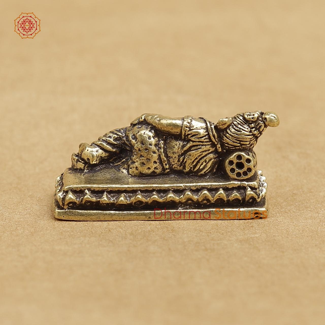 Brass Resting Ganesh 0.5"