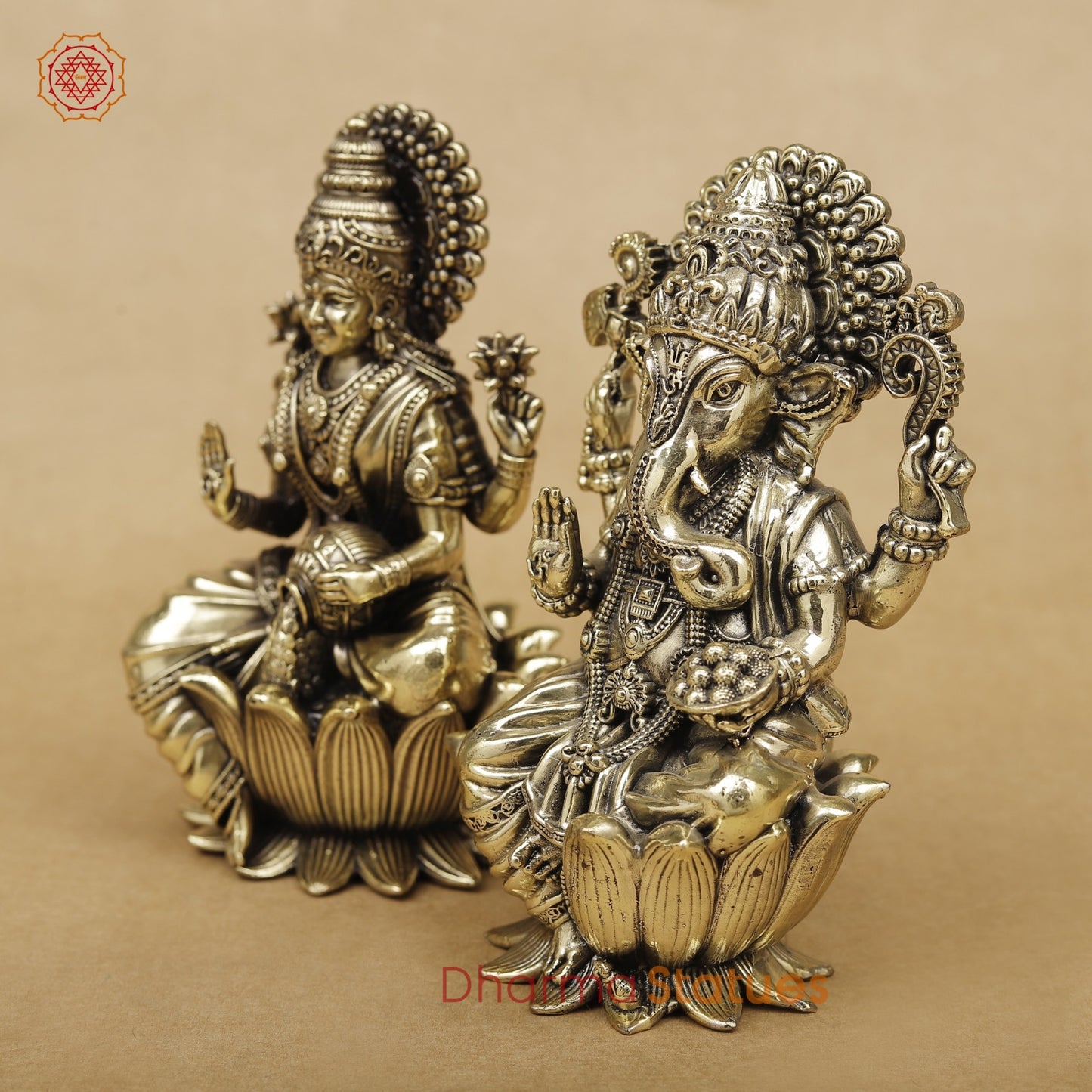 Brass Lakshmi Ganesh seated fine 6”