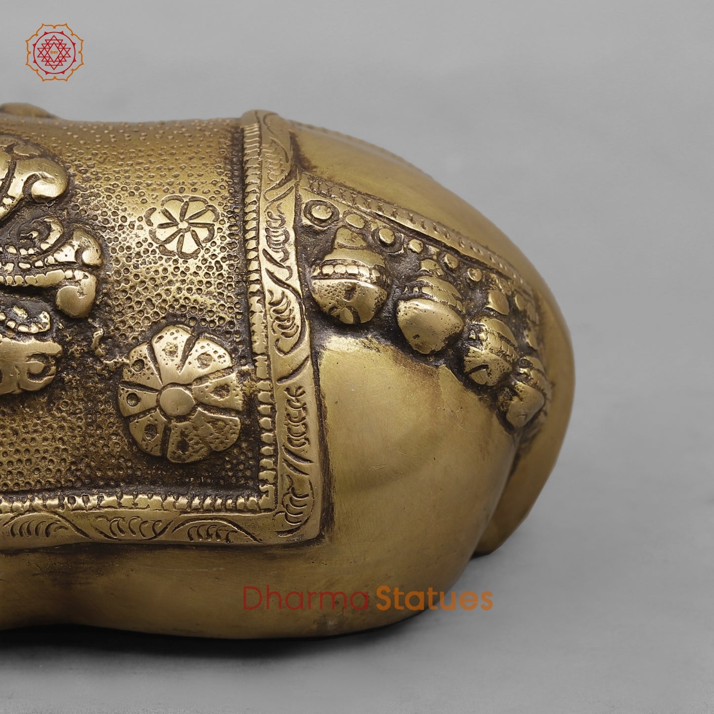 Brass Nandi Seated Fine, Antique Finish 10”