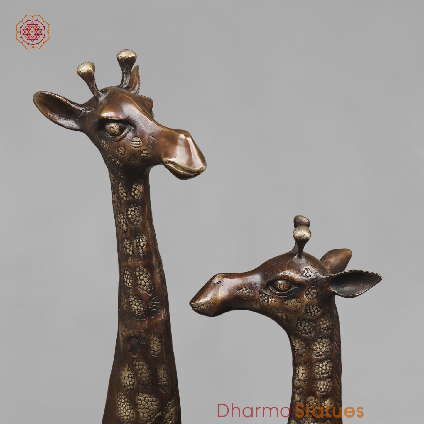 Brass Giraffe Standing Large, Copper Finish 52” (Garden Friendly)