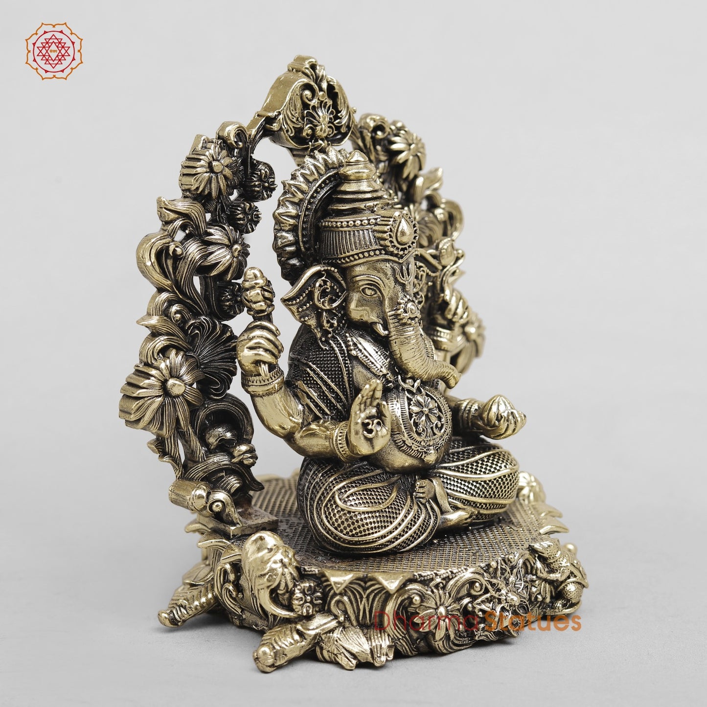 Brass Ganesh Seated Fine With Arch 5”