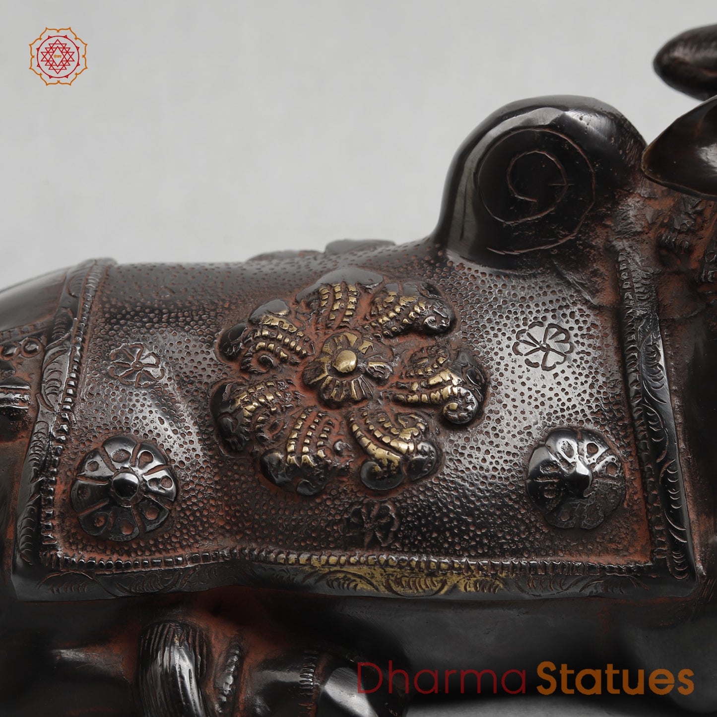 Brass Nandi saeted Fine, Royal Black With Red Hues Finish 10.5”