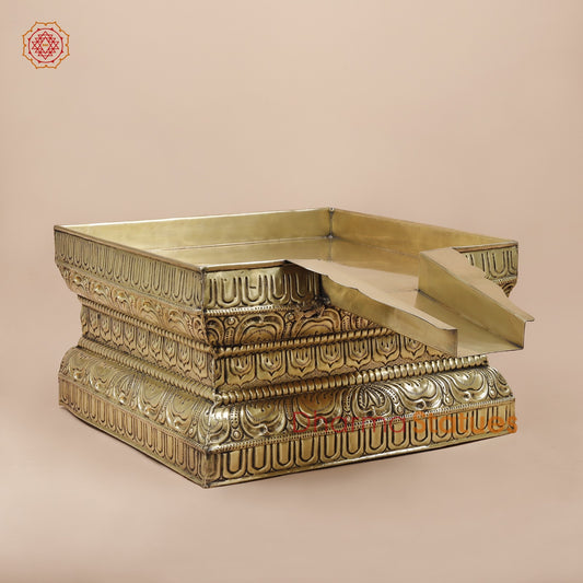 Brass Abhishekam Peeta Fine, Made in Chennai (One of a Kind) 28”
