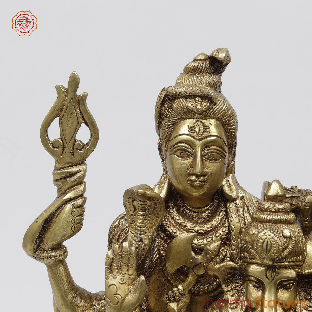 Brass shiva Family seated fine, Golden Finish 12”